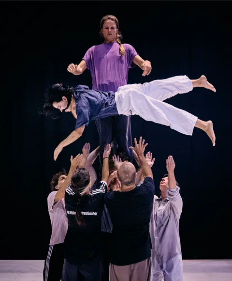 Espectacle: ROSER LÓPEZ ESPINOSA