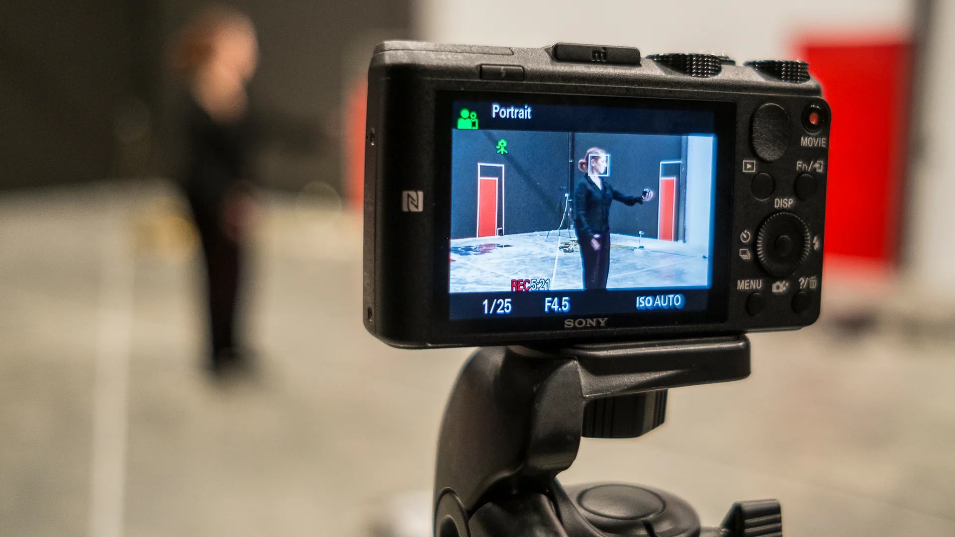 Espectacle: OLGA MESA / CIA HORS CHAMP // FUERA DE CAMPO