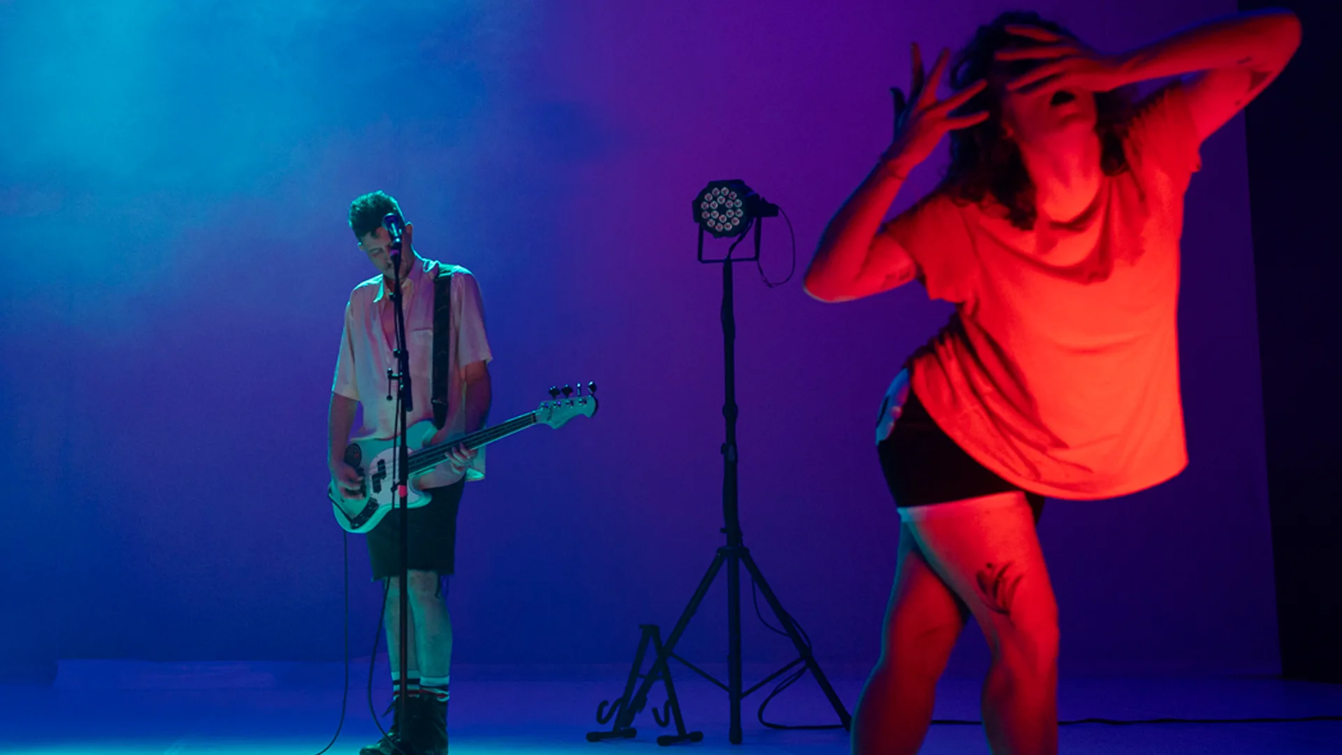 Espectacle: NATALIA FERNANDES