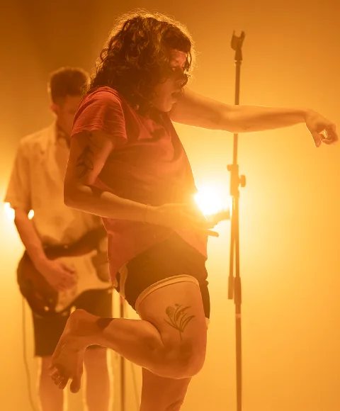 Espectacle: NATALIA FERNANDES