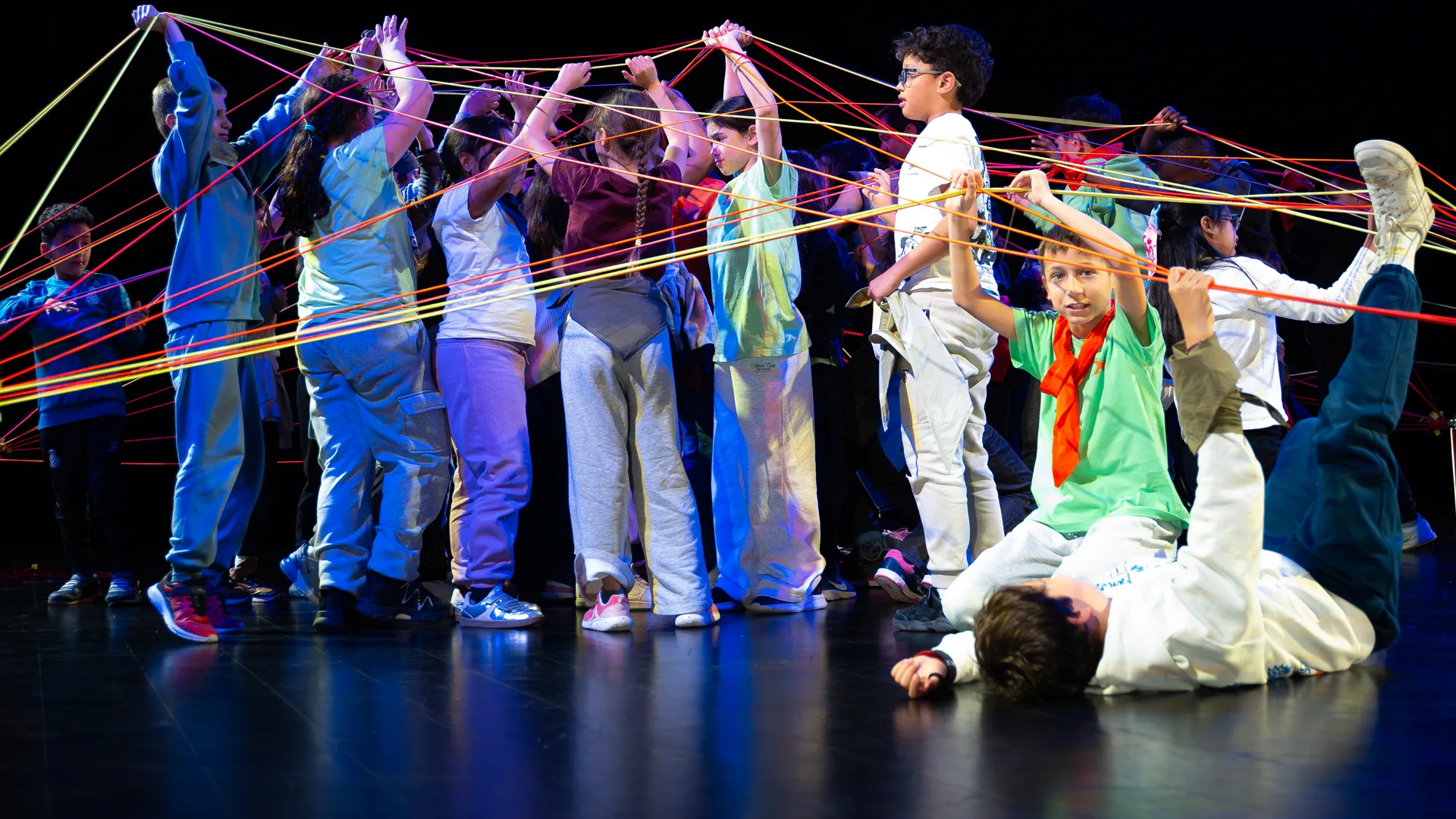 Espectacle: AZKONATOLOZA