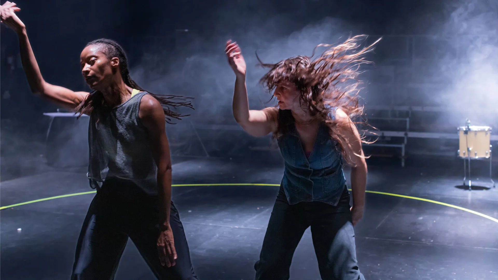 Espectacle: POLIANA LIMA amb YINKA ESI GRAVES